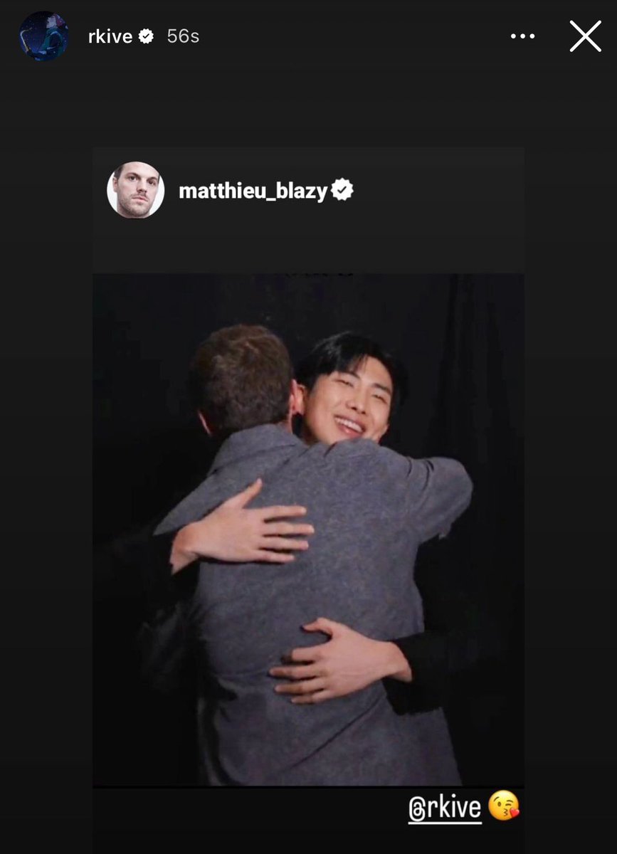 Livheartt's tweet photo. What I wouldn’t give to hug Namjoon like this just once 😭 https://t.co/bIAGDrfy2s