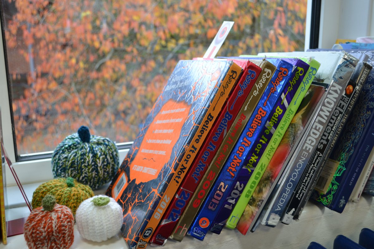 AmeryHillAlton's tweet photo. Our Halloween display in the Library is looking fabulous, thanks to our student librarians and the creativity of students who attend the extra-curricular crochet and knitting club. This term's #DaretoRead competition has been really popular too! @AmeryLibrary #educationforlife https://t.co/ym8wHAz5Qj