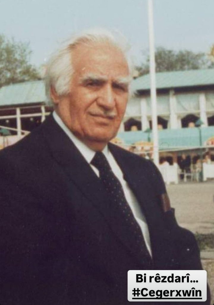 s_fendik3034's tweet photo. Bi rizdari birtinin mamosta cegerxwin https://t.co/X6qmmEkvE1