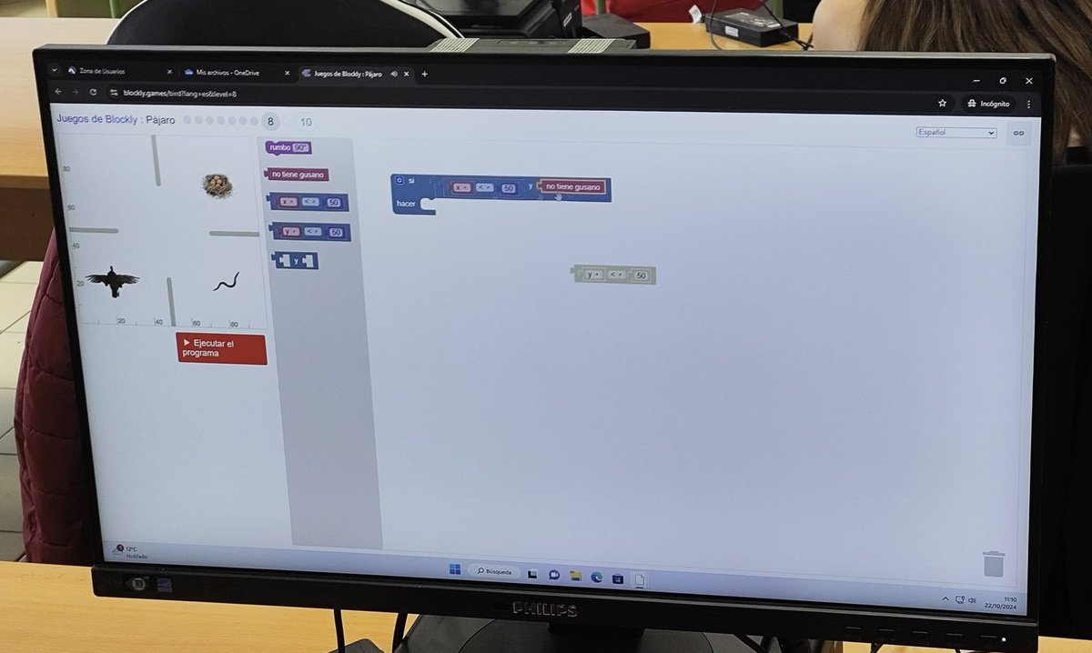 tecuribarri's tweet image. Hoy le ha tocado a 1⁰ Bach TIC celebrar la #EUCodeWeek trabajando con blockly.games #Codeweek4all es-Delgado-246