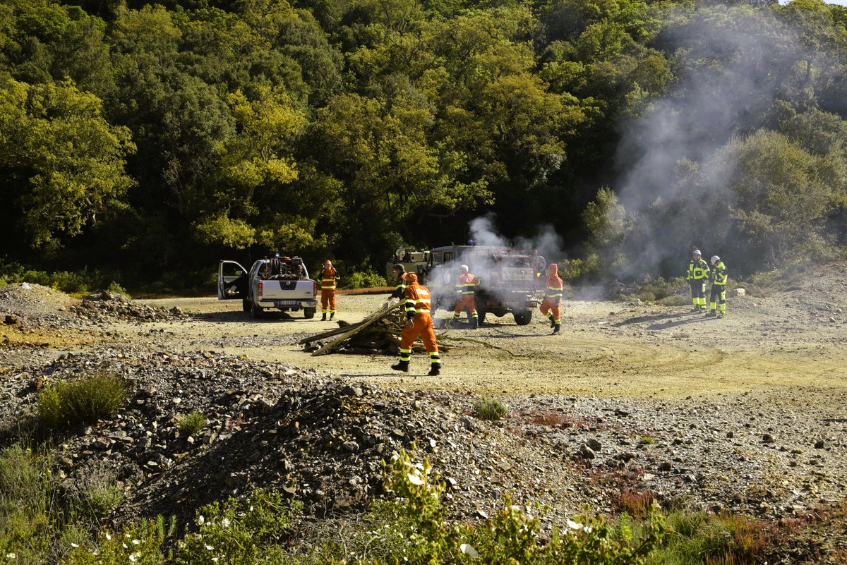 TEMA EU (@temaproject_eu) on Twitter photo 🚒 #TemaEU end-user partners from <a href="/Reg_Sardegna/">Regione Autonoma della Sardegna</a> provide their insights on the game-changer dimension of #TemaEU's digital twins in an article hosted by the Union Civil Protection Knowledge Network platform of <a href="/eu_echo/">EU Civil Protection & Humanitarian Aid 🇪🇺</a>! 🙏
You can read the article 👉 …rotection-knowledge-network.europa.eu/news/temas-dig… 🚒 #TemaEU end-user partners from <a href="/Reg_Sardegna/">Regione Autonoma della Sardegna</a> provide their insights on the game-changer dimension of #TemaEU's digital twins in an article hosted by the Union Civil Protection Knowledge Network platform of <a href="/eu_echo/">EU Civil Protection & Humanitarian Aid 🇪🇺</a>! 🙏
You can read the article 👉 …rotection-knowledge-network.europa.eu/news/temas-dig…