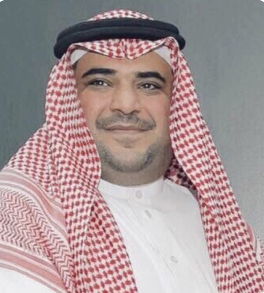 gader5522's tweet photo. فعله تسطره المواقف عن حشود
       واسمه تسيطر ع المشاعر من غلا

#المستشار_سعود_القحطاني 

@saudq1978 https://t.co/xbtZVEqO72