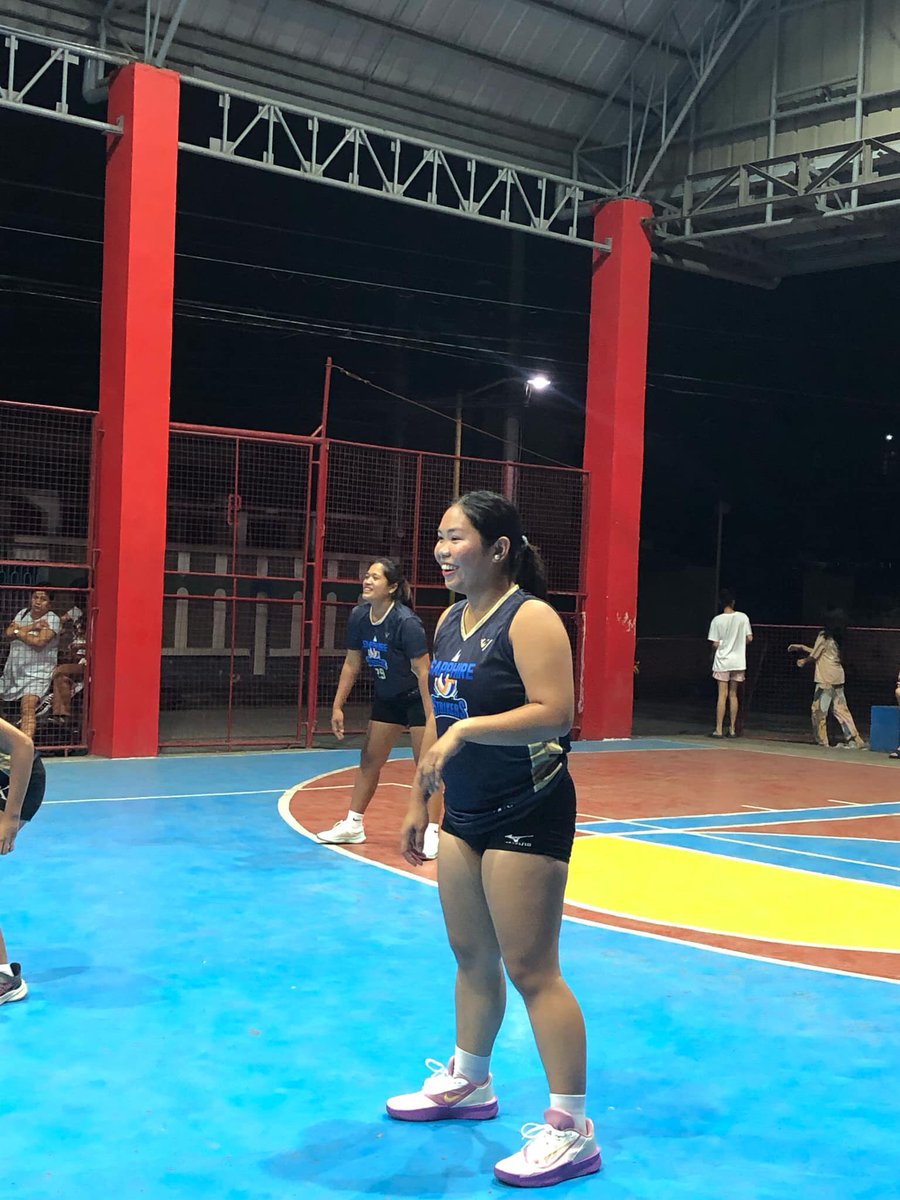 IsabelaRenee1's tweet photo. Player of the game🏐 https://t.co/8DbVuc7cIl