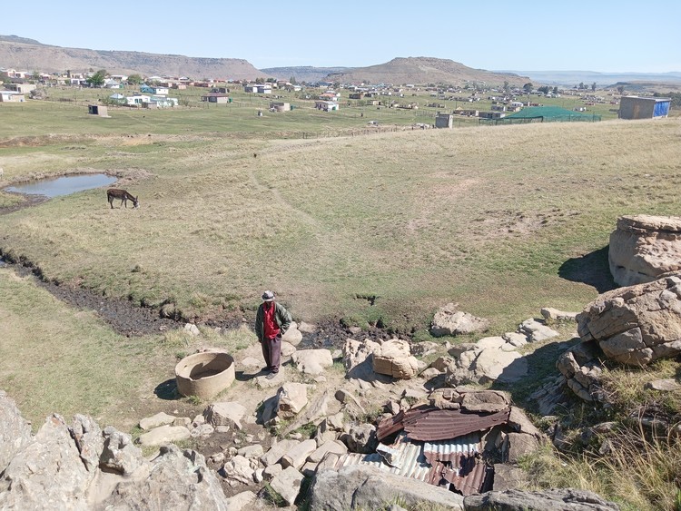Eastern Cape village still without water 30 years since democracy

Read groundup.org.za/article/easter… by Tsoanelo Sefoloko