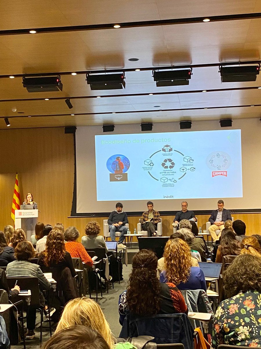 transicioeco's tweet photo. 🔄 Avui tenim una cita a la "Trobada Intersectorial d’Ecodisseny", que organitzem amb @ineditinnova, amb més de 100 inscrits!

La Trobada se centra en el nou Reglament d'#ecodisseny, amb diverses sessions dedicades a explorar estratègies per millorar la sostenibilitat dels productes i models de negoci, i presentarem el Passaport Digital de Producte com a eina per a comunicar la informació dels productes.