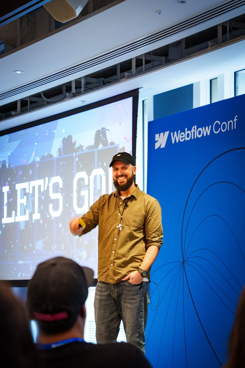 Wooooow! Legendary talk <a href="/iamjomor/">Jo Mor</a> 🤯
What an energy!🔥🔥🔥

#webflow #WebflowConf <a href="/webflowconf/">Webflow Conf</a>