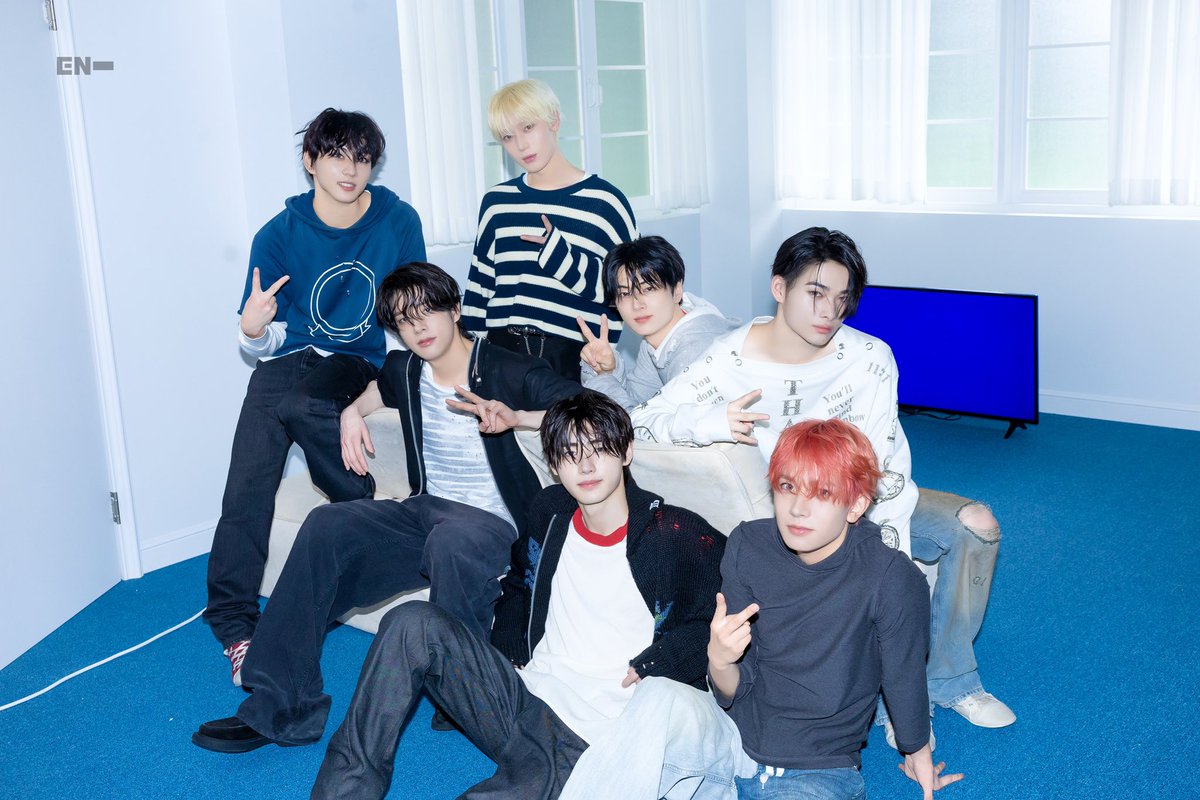 ENHYPEN
<ROMANCE : UNTOLD -daydream->
Concept Photo BLUE NOON Ver.
Photo Sketch 📸

(weverse.io/enhypen/media/…)

#ENHYPEN #엔하이픈

#ROMANCE_UNTOLD_daydream #EN_BLUENOON