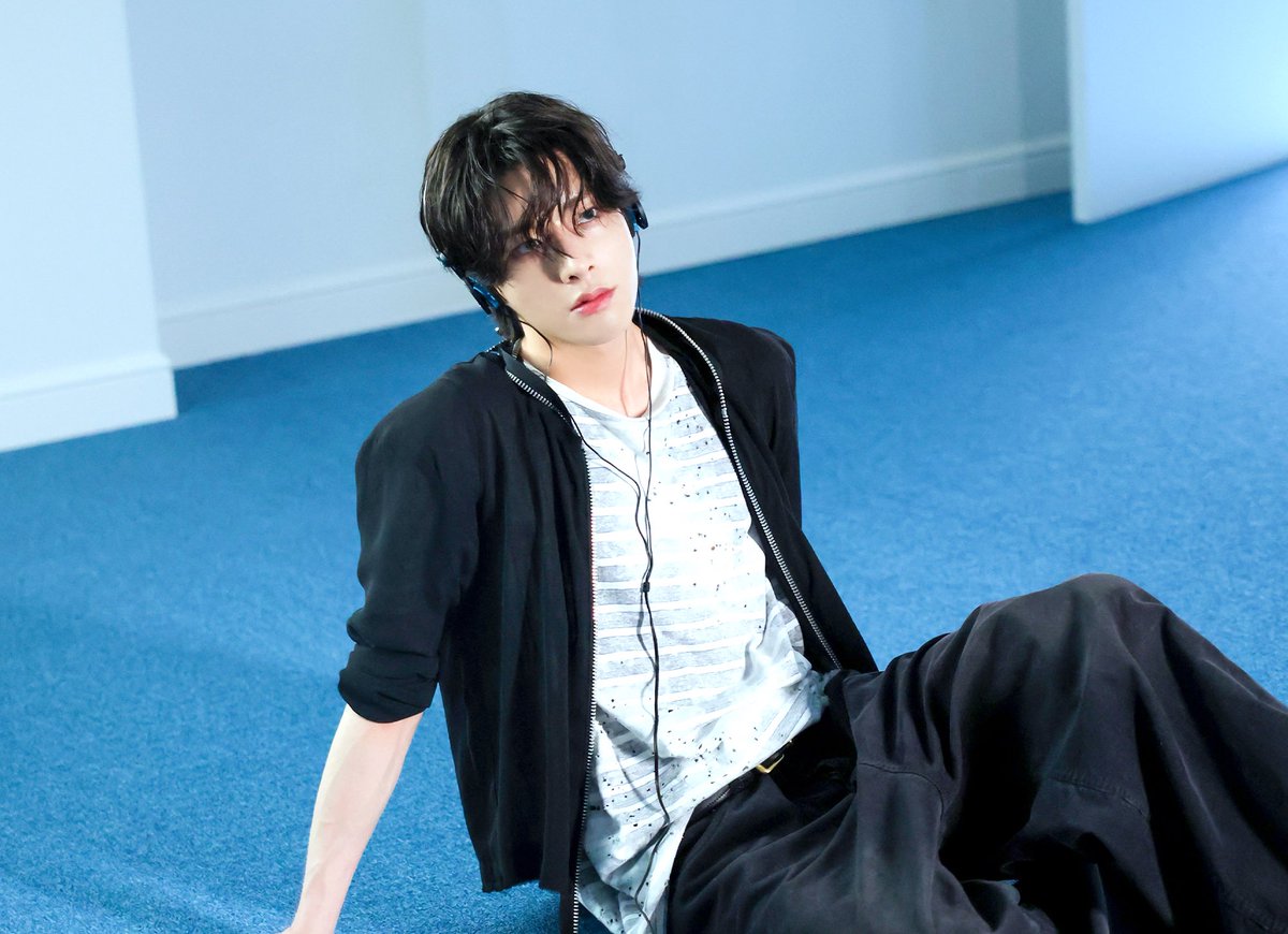 sjydaiIy's tweet photo. he’s stunning #JAKE #제이크 https://t.co/xHgzF8wuLY