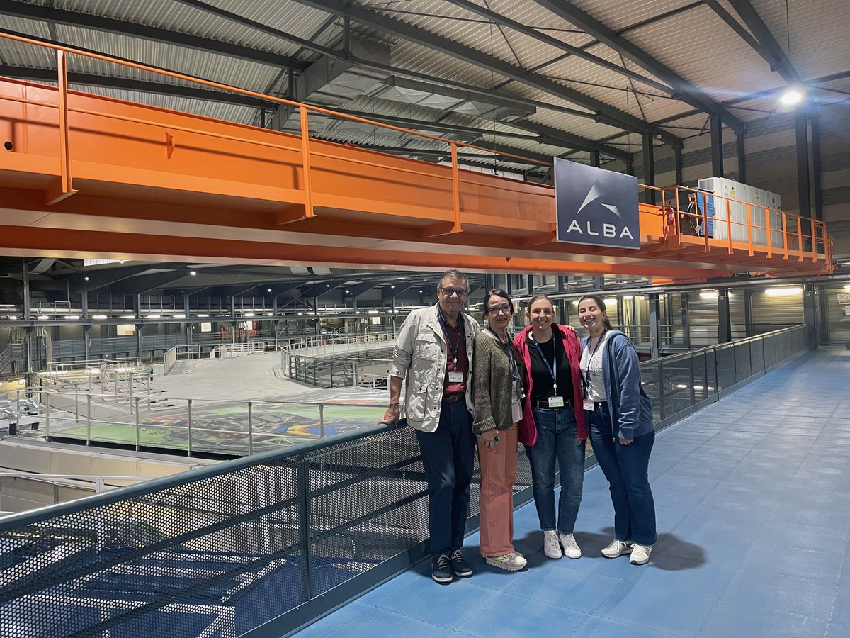 🧵Exciting progress in Charcot-Marie-Tooth therapeutic research! We've just completed a 48-hour marathon research session at the <a href="/ALBAsynchrotron/">Sincrotró ALBA💡</a>. Here's what we've been working on!👇
#RareDiseases #neuropathy #MembraneContactSites #CharcotMarieTooth