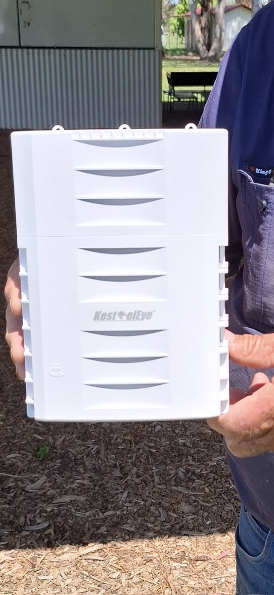 Local Bedgerabong farmer impressed with how our Kestreleye outdoor slave controller saves time, money &amp; unessasery infrastructure for farm security networks.