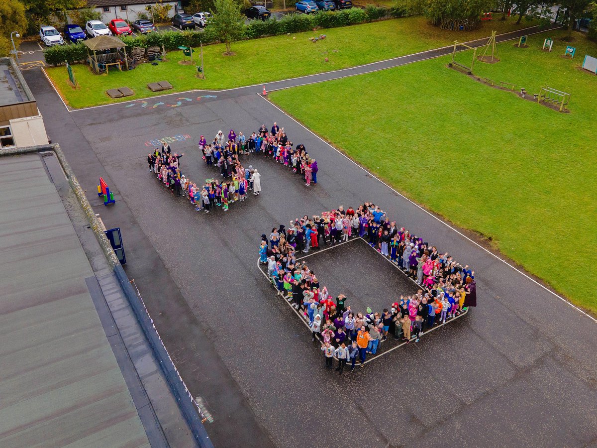 glebeps's tweet photo. We absolutely ❤️our 50th drone pics kindly taken by the wonderful Stuart Forsyth at Limelight Media!  We had great fun getting into position and watching the drone fly above us.  Can you spot your child? 👀 Thanks again from all the Glebies https://t.co/iAzpel4YsU https://t.co/A3PrMuDkDN