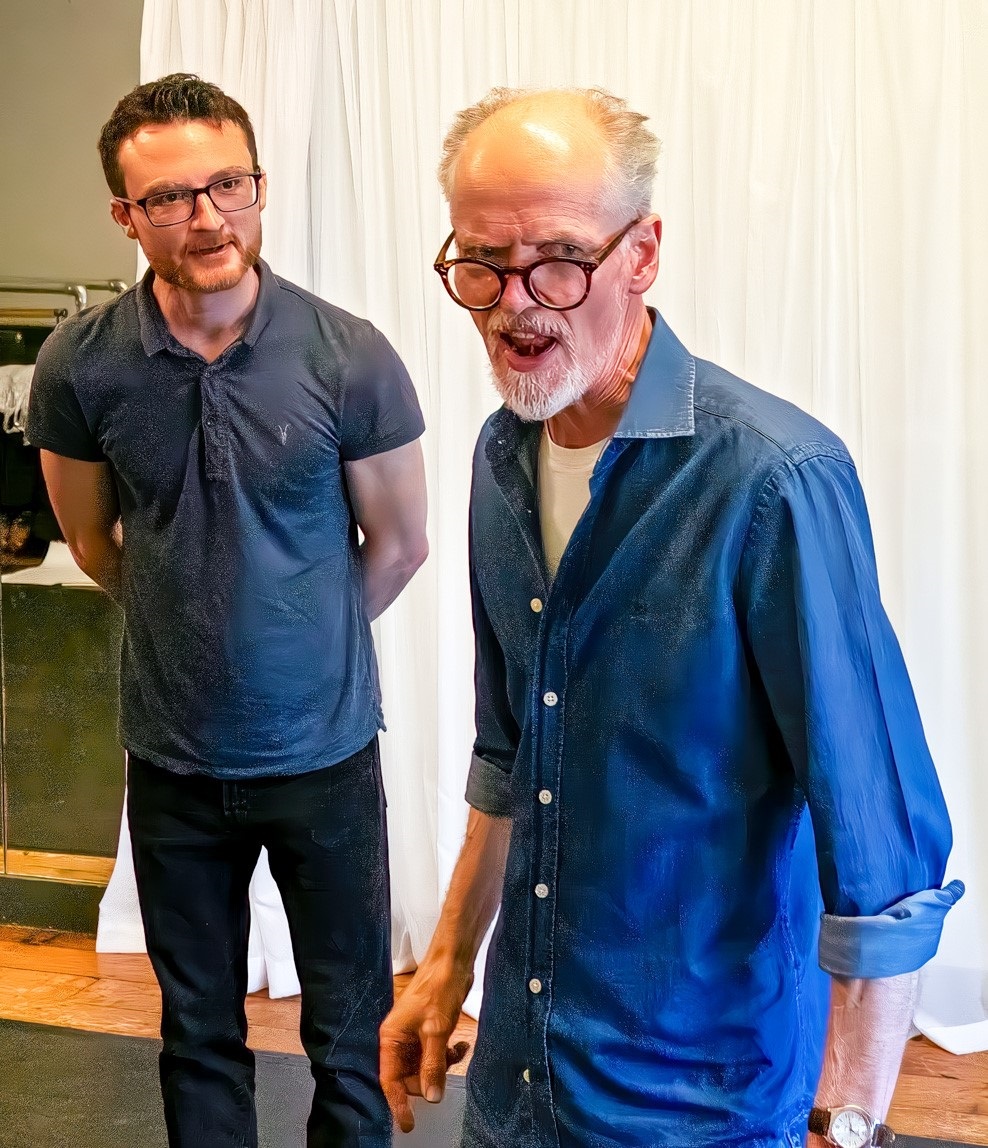 Charleshutchpress tweet media