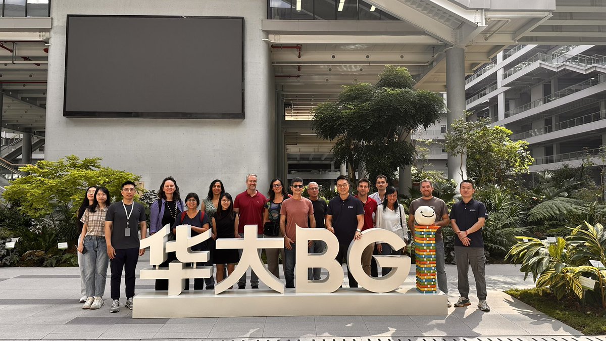 Just arrived in Shenzhen to discuss research projects and novel technologies with <a href="/TheBgiGroup/">BGI Group</a> and 
<a href="/CRGenomica/">Centre for Genomic Regulation (CRG)</a>
