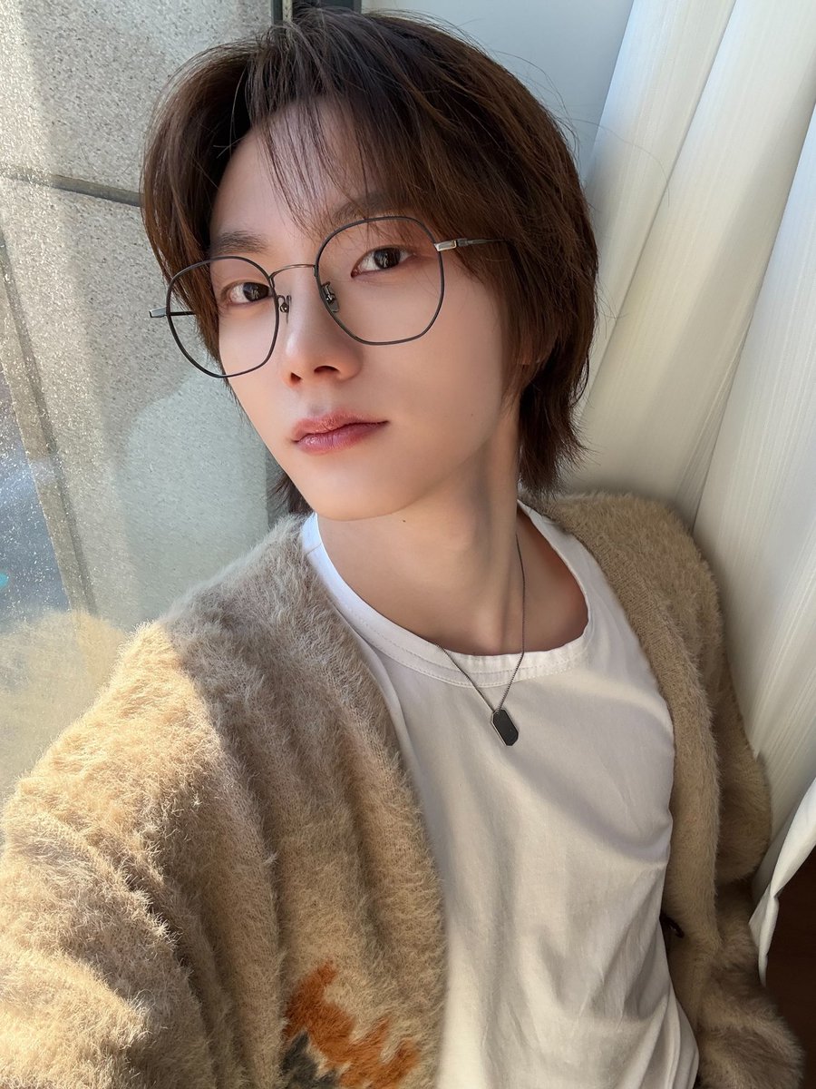 BOYNEXTDOOR_twt's tweet image. 원도어는 가을에 뭐 입어?

#보이넥스트도어 #BOYNEXTDOOR
#성호 #SUNGHO