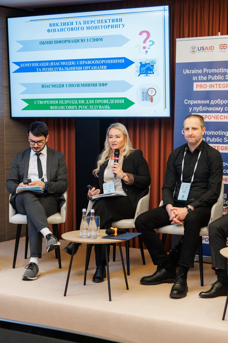 ProIntegrityUA's tweet image. The Pro-Integrity organized and conducted a workshop “Financial monitoring in Ukraine: Challenges and Perspectives” in coordination with the State Financial Monitoring Service of Ukraine. Find out more: shorturl.at/k92hC #ukraine #financialmonitoring #prointegrity