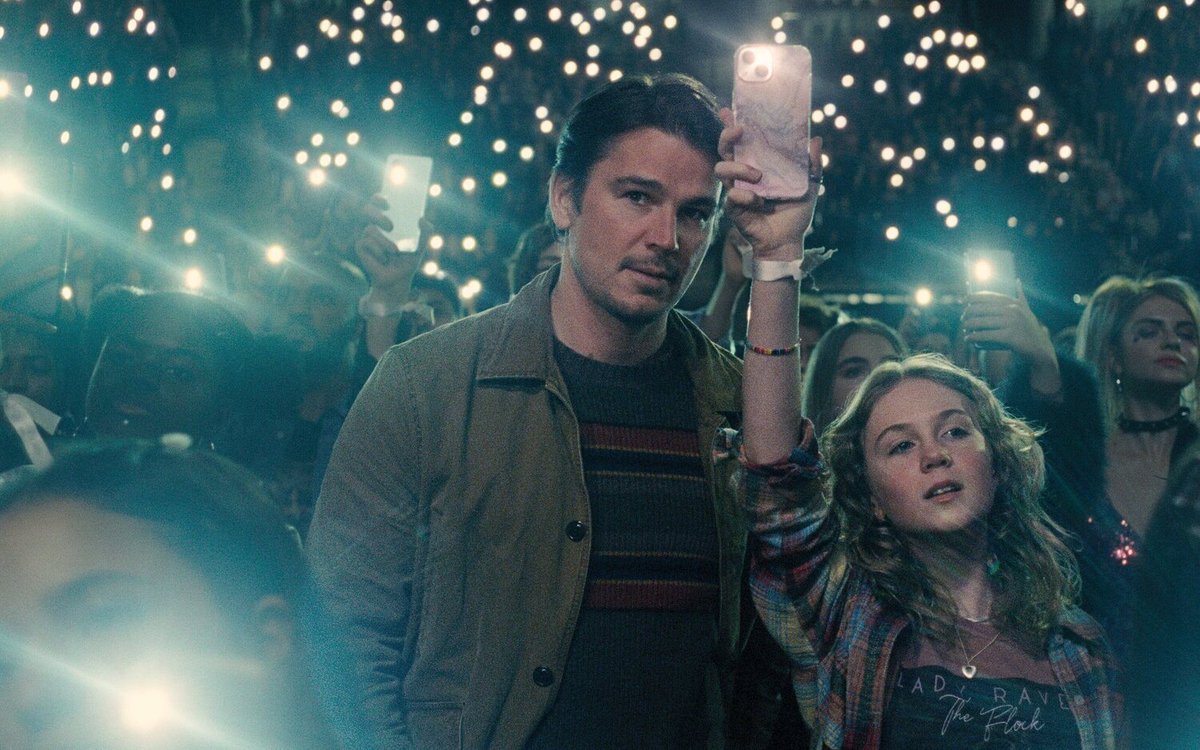 "La Trampa" es de lo peorcito que ha rodado jamás M. Night Shyamalan (aunque esto lo decimos recurrentemente de casi todas sus últimas obras). Sin embargo, en este hilo no voy a hablaros de la peli, sino del hecho real en el que se inspira. La OPERACIÓN FLAGSHIP (vais a flipar).