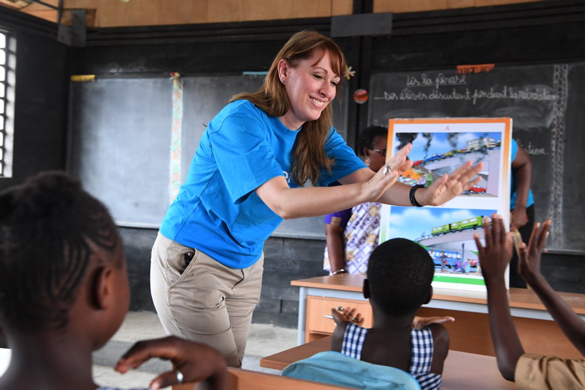UNICEF Côte d'Ivoire (@unicef_civ) on Twitter photo En visite en #CIV, <a href="/uniceflux/">UNICEF Luxembourg</a> et la banque Triodos ont découvert une école en briques de plastique à Abobo, ainsi que nos offres d'éducation alternative à Koumassi.
#PourChaqueEnfant #Education En visite en #CIV, <a href="/uniceflux/">UNICEF Luxembourg</a> et la banque Triodos ont découvert une école en briques de plastique à Abobo, ainsi que nos offres d'éducation alternative à Koumassi.
#PourChaqueEnfant #Education