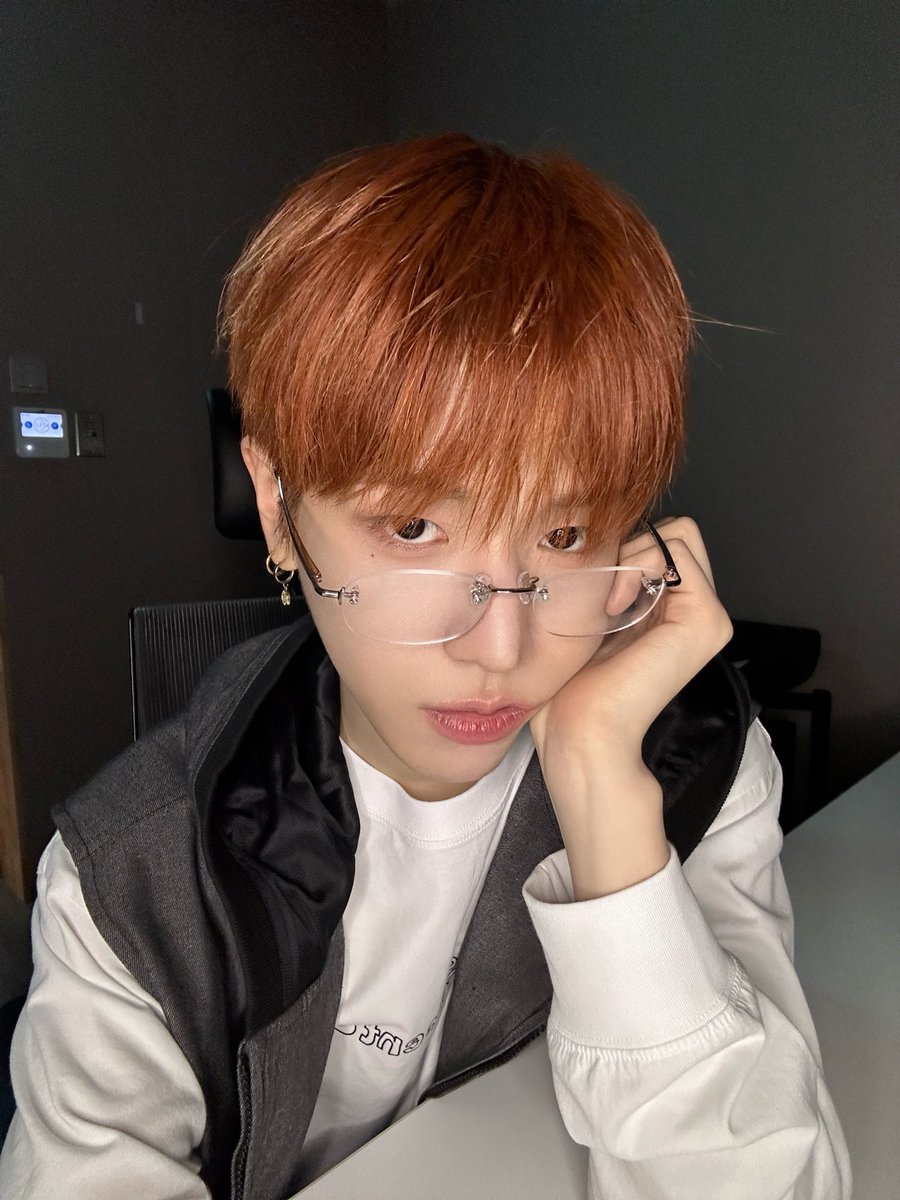 BOYNEXTDOOR_twt's tweet photo. 👑 🎂 🍩
#ONEDOOR #RIWOOnderful_Day #RIWOO #BOYNEXTDOOR #생축 https://t.co/zxBk2qVSXQ