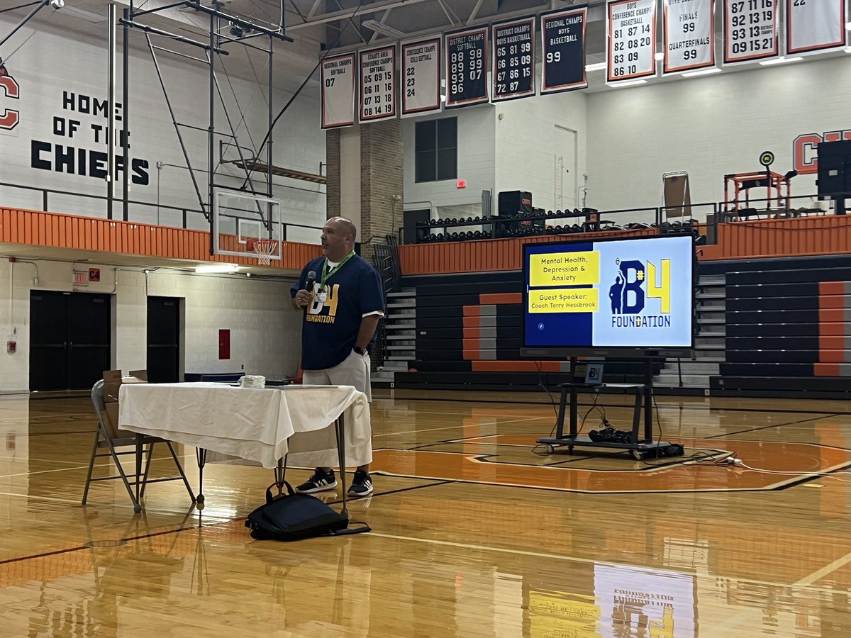 wilson6461's tweet photo. Cheboygan Area Schools had the pleasure of hosting Terry Hessbrook from the B#4Foundation. He gave our students a powerful message about mental health and ways they can speak up for themselves and others. Very powerful!
#GoChiefs!! https://t.co/8kreUh9W18