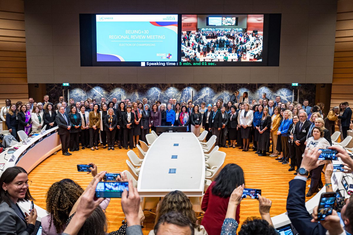 Tatiana MOLCEAN tweet media