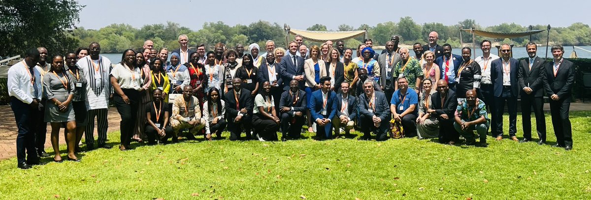 Karolina Stasiak (@euambzambia) on Twitter photo 🇪🇺 <a href="/PanAfGeo/">PanAfGeo-2</a> programme on Geoscience and Technology has trained over 1700 geoscience professionals from 54 African countries since 2015.
New phase (PanAfGeo+) offers opportunities to deepen 🇪🇺-🇿🇲 Strategic Partnership on CRM, of which research and innovation are key components 🇪🇺 <a href="/PanAfGeo/">PanAfGeo-2</a> programme on Geoscience and Technology has trained over 1700 geoscience professionals from 54 African countries since 2015.
New phase (PanAfGeo+) offers opportunities to deepen 🇪🇺-🇿🇲 Strategic Partnership on CRM, of which research and innovation are key components
