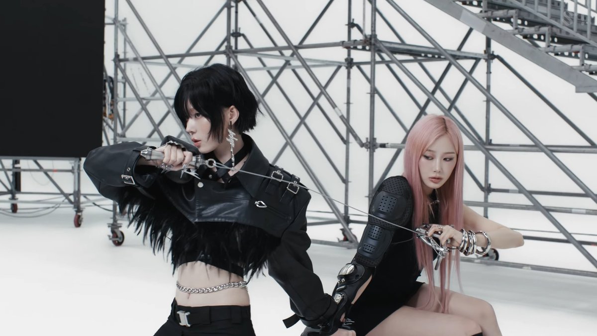 JEL is on 🦋 tweet media