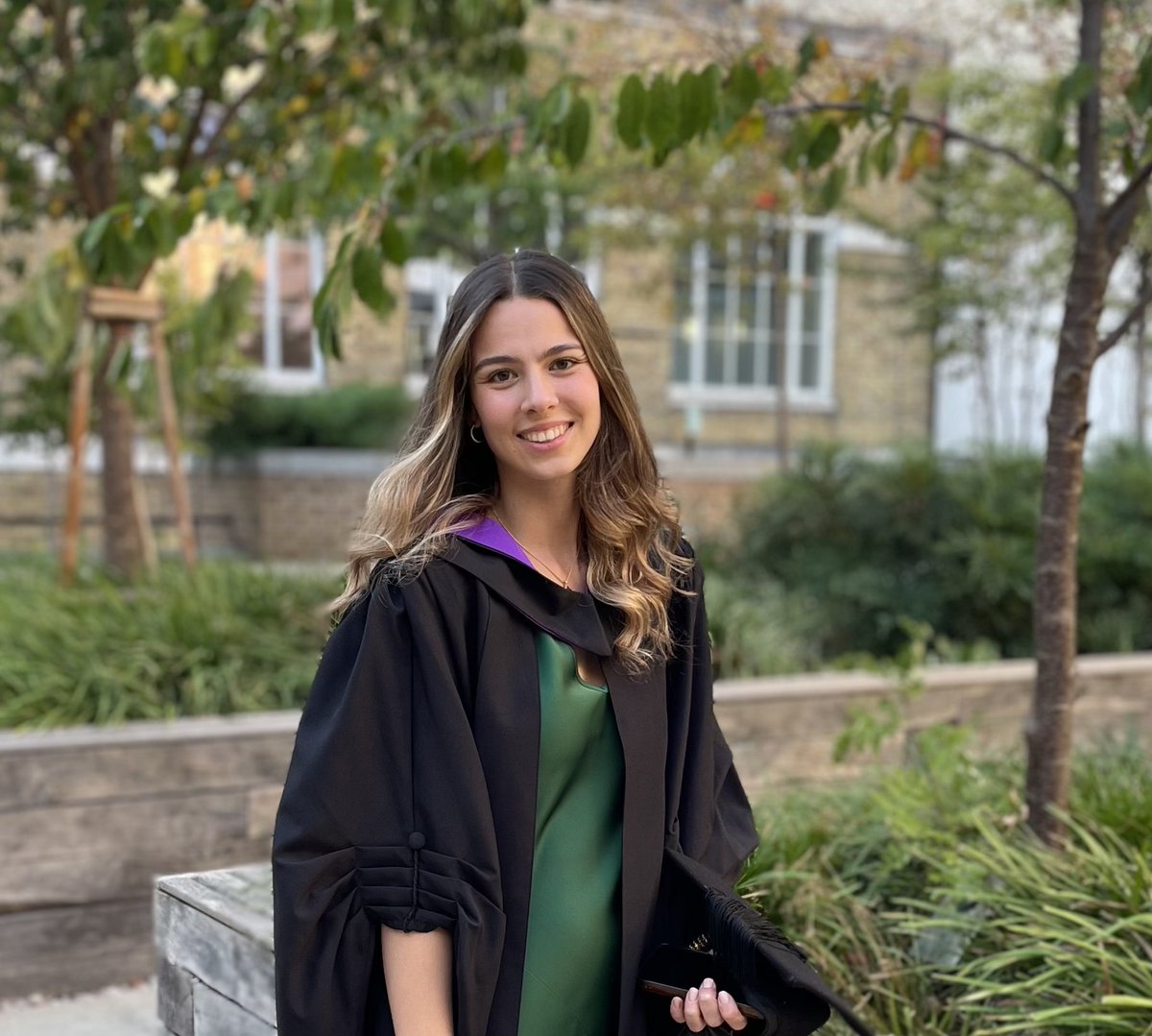 UCLSSEES's tweet image. 👏Congratulations to our student Ludovica Ardente on winning the SSEES Alumni (UG) Prize 2023-24 for the best-performing graduating student! #ssees #studentprizes #studentawards #uclalumni