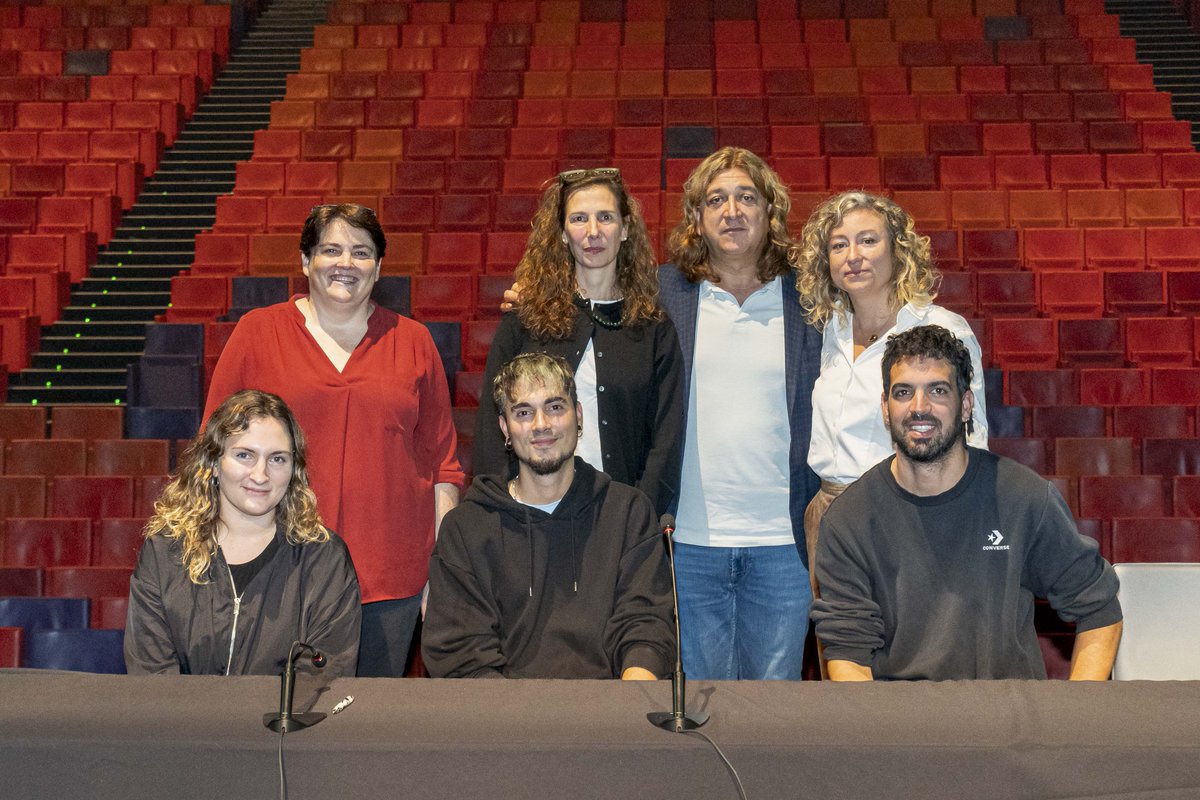 IEILleida's tweet photo. 🔝Lleida acollirà per tercer any consecutiu la gala dels Premis ARC. Serà el 20 de novembre a @lallotjalleida.

Avui s'han fet públics els nominats, entre ells @figaflawas, @OquesGrasses, el @dansaneu o les festes majors de @ajlaseu i de @ajtarrega.

+ℹ️ https://t.co/OzgzWgzdcx https://t.co/6QFznRqicB