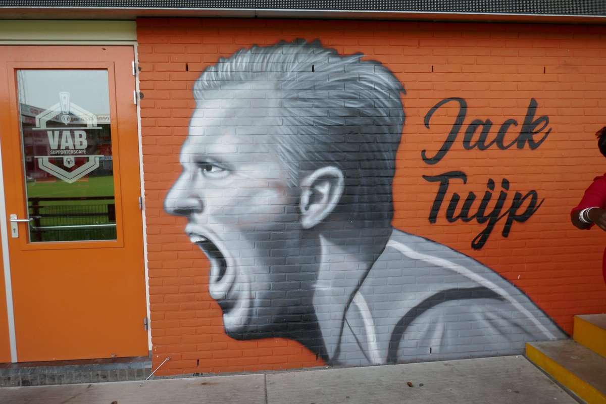 FootballGraffiti tweet media