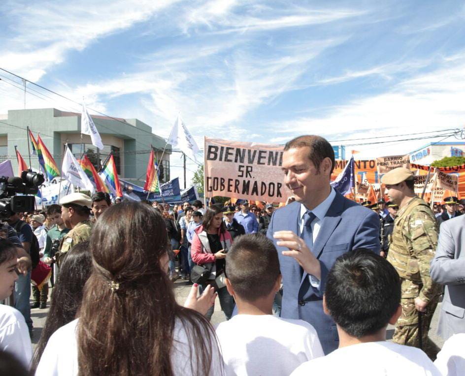 ¡Felices 91 años ciudad de Cutral-Có!🎊
¡Un gran abrazo a cada vecino y vecina!🤗