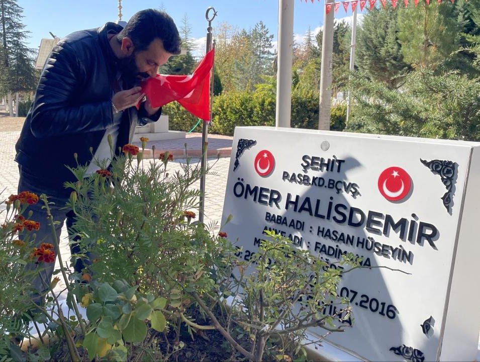 Devlet Bahçeli'nin Abdullah Öcalan açıklamasından sonra şehitlerimizin kemikleri sızım sızım sızlamıştır Allah sizi bildiği yapsın