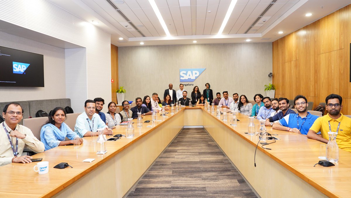 saplabsindia's tweet image. Super proud to be partnering with Unilever in its digital transformation. We hosted delegates to discuss #SAPBTP Services &amp;amp; explore the possibility of leveraging BTP AI foundation for Custom AI use cases, helping the organization with #AI adoption &amp;amp; meeting its strategic goals.