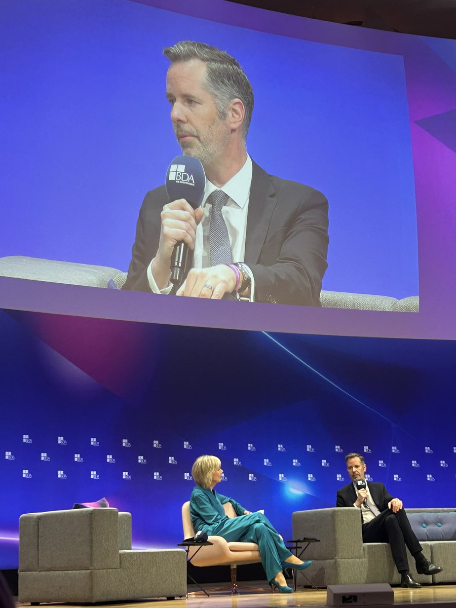 BerlinReporter's tweet photo. „Ohne mehr Wachstum und ohne echte Strukturreformen ist der Sozialstaat nicht mehr finanzierbar.“ @fdpbt @christianduerr beim #DAT2024 der @DieBDA. https://t.co/eaznqbw9x6