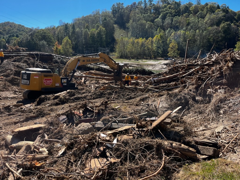 ChapelHillFD's tweet photo. The day before Hurricane Helene hit, NC Task Force 8 was deployed to Haywood County in WNC.  4 waves of our folks went up in the next weeks.  
🔵On day one, we made >25 water rescues.
🔵We mapped >4400 waypoints during wellness checks
🔵We dismantled and searched debris piles. https://t.co/DkyNnCbVhn