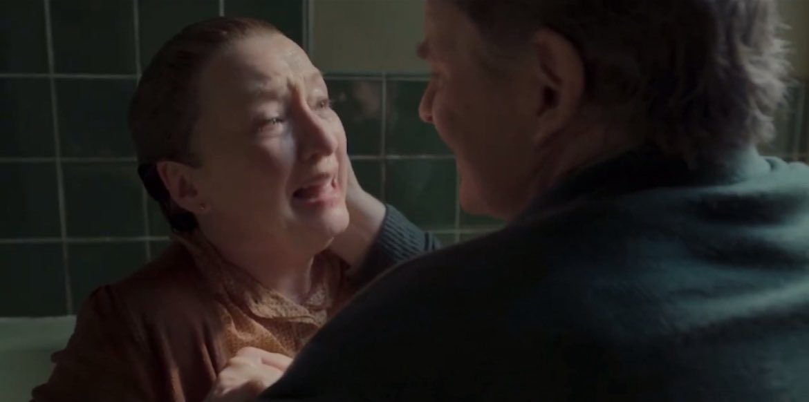BebexBeckyFan's tweet photo. Episodes III and IV absolutely broke me💔 Lesley Manville is a national treasure!

Disclaimer is so good! Can’t wait for the next episodes🤩 https://t.co/ZCJl8nU91j