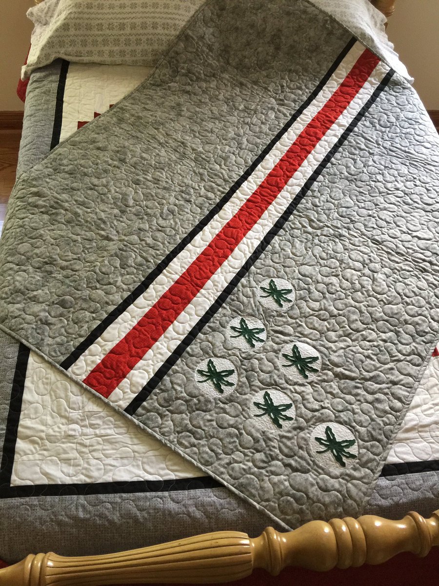 deaton408's tweet photo. https://t.co/cvXqCx6940 
baby-king size. #OhioState #gobucks #buckeyenation #babybuckeye https://t.co/dnWhRf3aQK