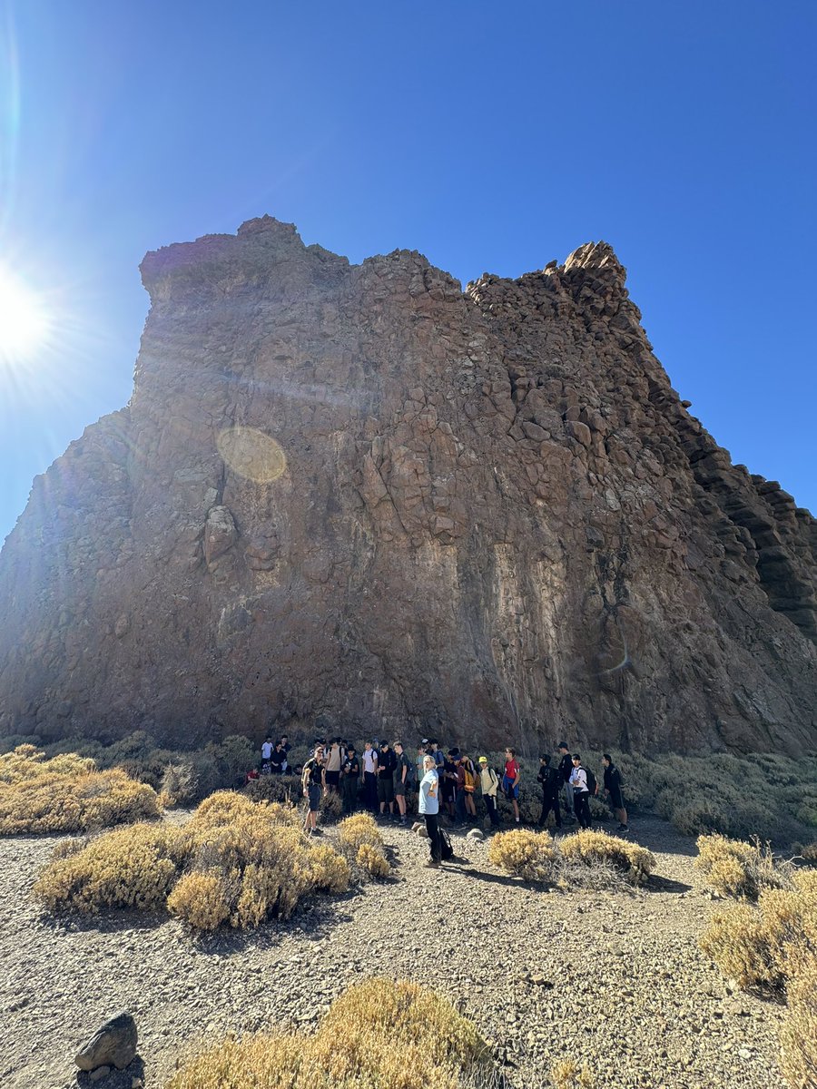 HamptonGeog's tweet photo. Third Year Geographers are exploring Mount Teide today, getting excited about the cable car to the top this afternoon! https://t.co/exPDBwiv0T