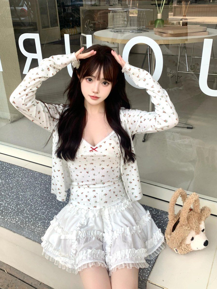 If you would be loved, love and be lovable.