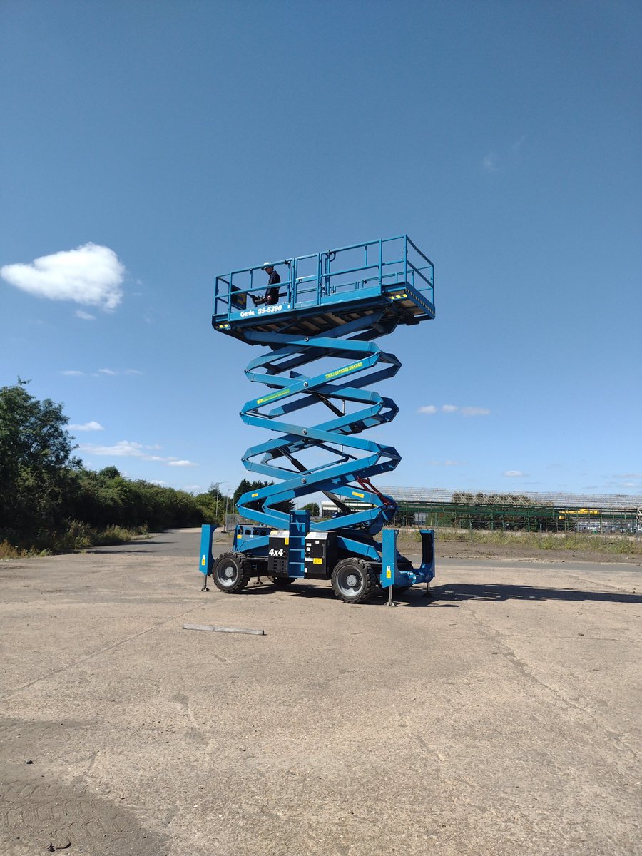 CBTrainingUKLtd's tweet photo. MEWP TRAINING 

We provide Scissor Lift training on customer sites throughout the UK.

Get in contact with our team today:
📱 07816772540
☎ 01536 201871
📧 info@cbtraining.biz
💻 https://t.co/r5coPNCgXu https://t.co/FltBb4bS7Y