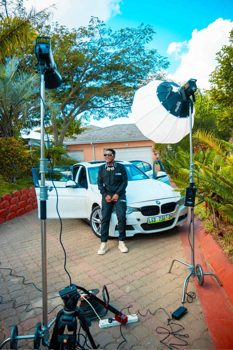 LyrikalBusta's tweet photo. Big Boy tings 🔥 hit the comment section and guess which music video we are shooting here. 

#Music #MusicVideo #Eswatini #Upscalelive 
📷 - @direktor_kwenu https://t.co/Fv5IuhRoft