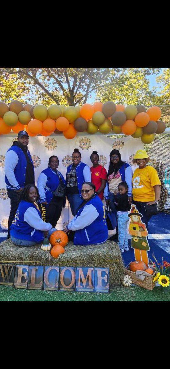 M123 Mahalia Jackson Dr.Melitina Hernandez tweet media