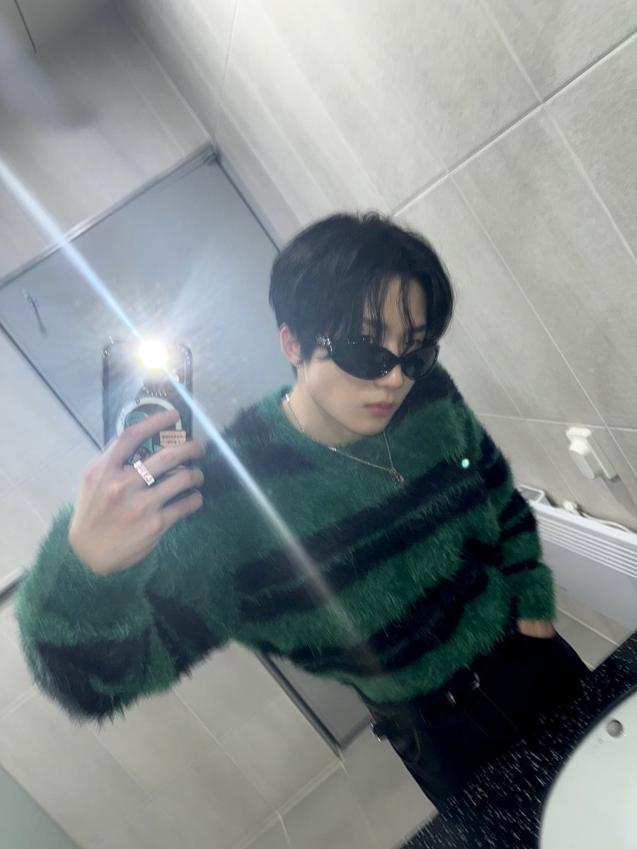 the_crewone_x's tweet image. youtu.be/zT1QOB21HSQ?si…

youtu.be/KZOgAmhYNkk?si…

#더크루원 #이건우