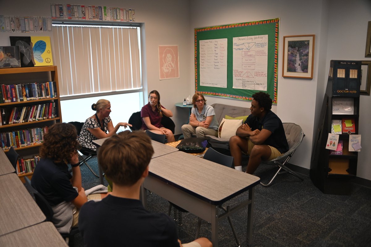 ThePineSchool's tweet photo. The Upper School Leadership Team hosted "fireside chats" with 8th Grade advisories as an opportunity for 8th Graders to hear first-hand what it is like to experience life in PINE's Upper School. #PineSchool #PineDifference https://t.co/0HpMcpXUQo