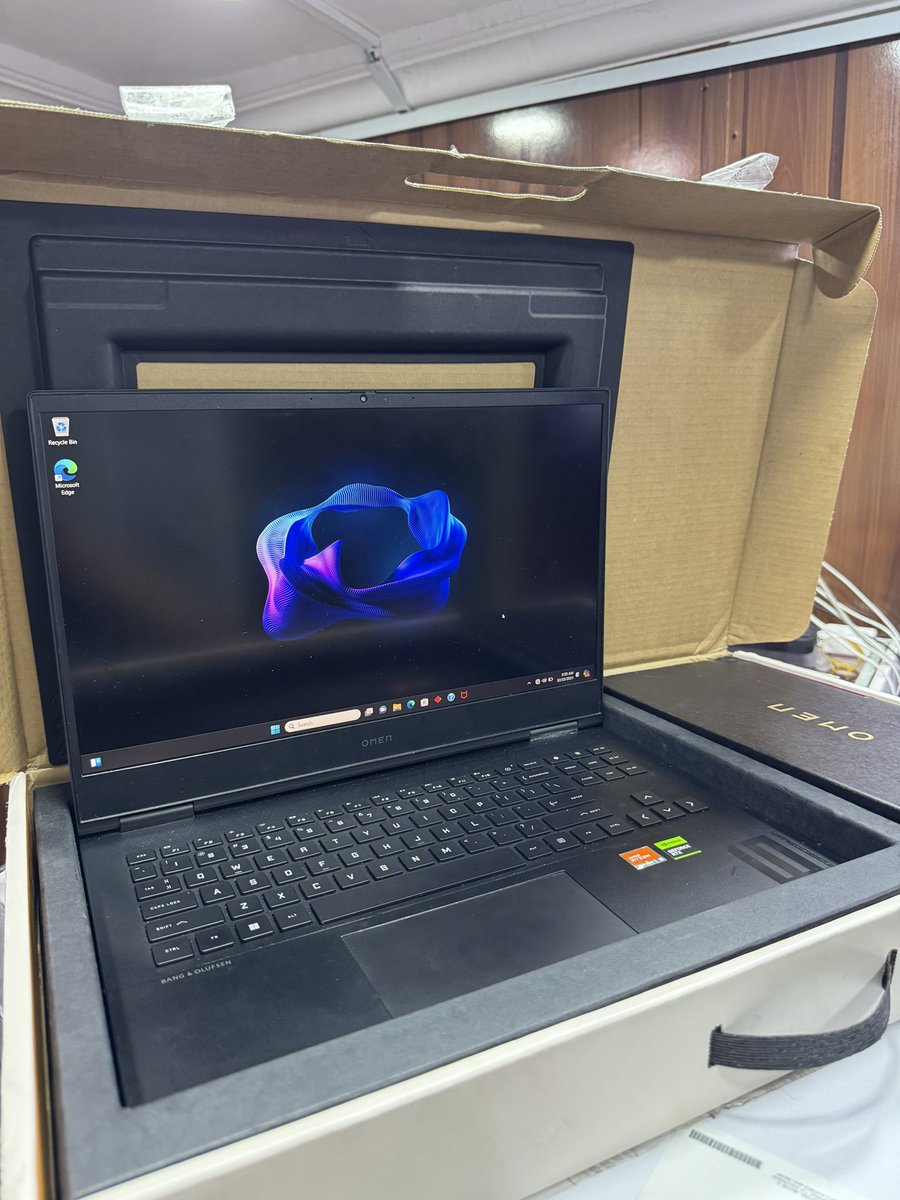 TopGamersMedia1's tweet photo. Omen by Hp Gaming Laptops 16-xf0xxx🚀16” FHD IPS LED
32Gb Ram | 1TB SSD
Ryzen 9 7940HS 4.0GHz 
Nvidia GeForce RTX 4070 (8Gb VRAM)
RGB Backlit keyboard
Laptop, Box and Charger 

🎯PRICE: NGN3,100,000 https://t.co/a0jD8nBpKb