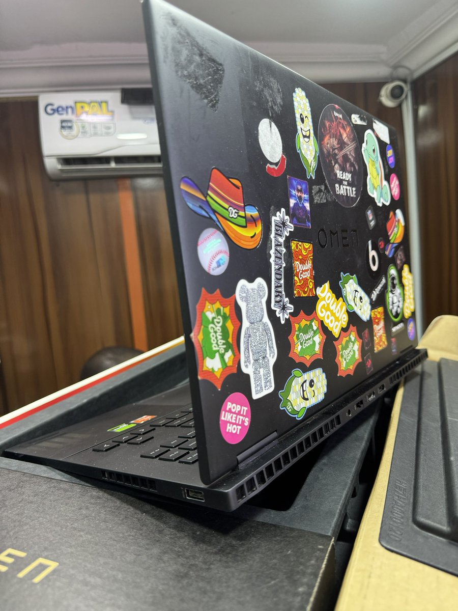 TopGamersMedia1's tweet photo. Omen by Hp Gaming Laptops 16-xf0xxx🚀16” FHD IPS LED
32Gb Ram | 1TB SSD
Ryzen 9 7940HS 4.0GHz 
Nvidia GeForce RTX 4070 (8Gb VRAM)
RGB Backlit keyboard
Laptop, Box and Charger 

🎯PRICE: NGN3,100,000 https://t.co/a0jD8nBpKb