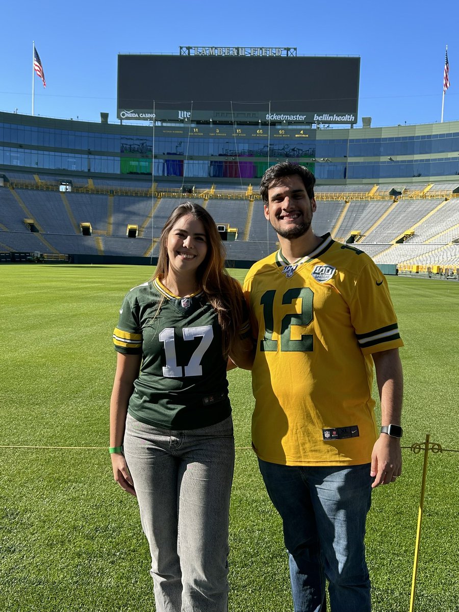 luizmagacho's tweet photo. @packers We went to Lambeau Field on June and to São Paulo game as well. From Brazil to world as a packers fan. https://t.co/Fo6mstqan2