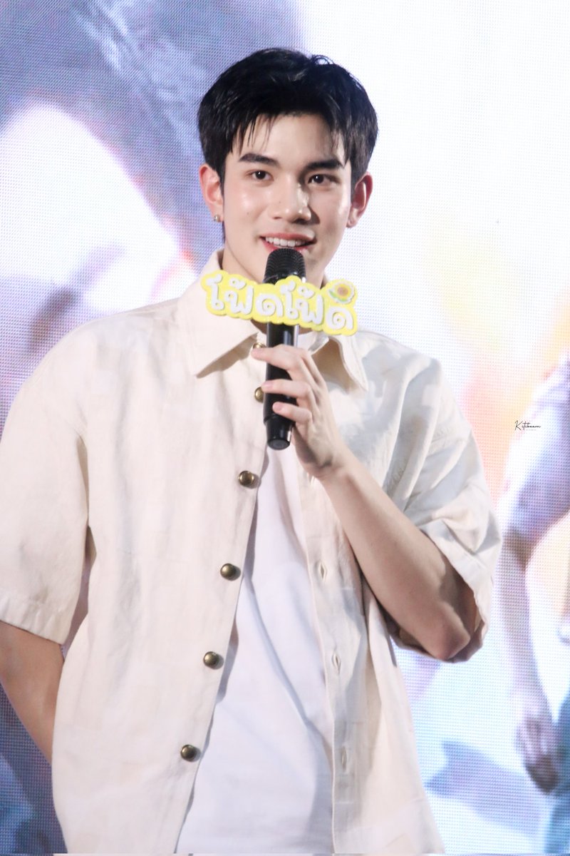 kitibeam_'s tweet photo. ◡̈  ━ 20 | 10 | 2024

            หล่อมากอ้วม 🤏🩷

    ♡⃕  #Fourthnattawat =͟͟͞♡
     𖧧 #โฟร์ท20ปีเป็นพี่แล้วครับ https://t.co/znSK6zNq3Z