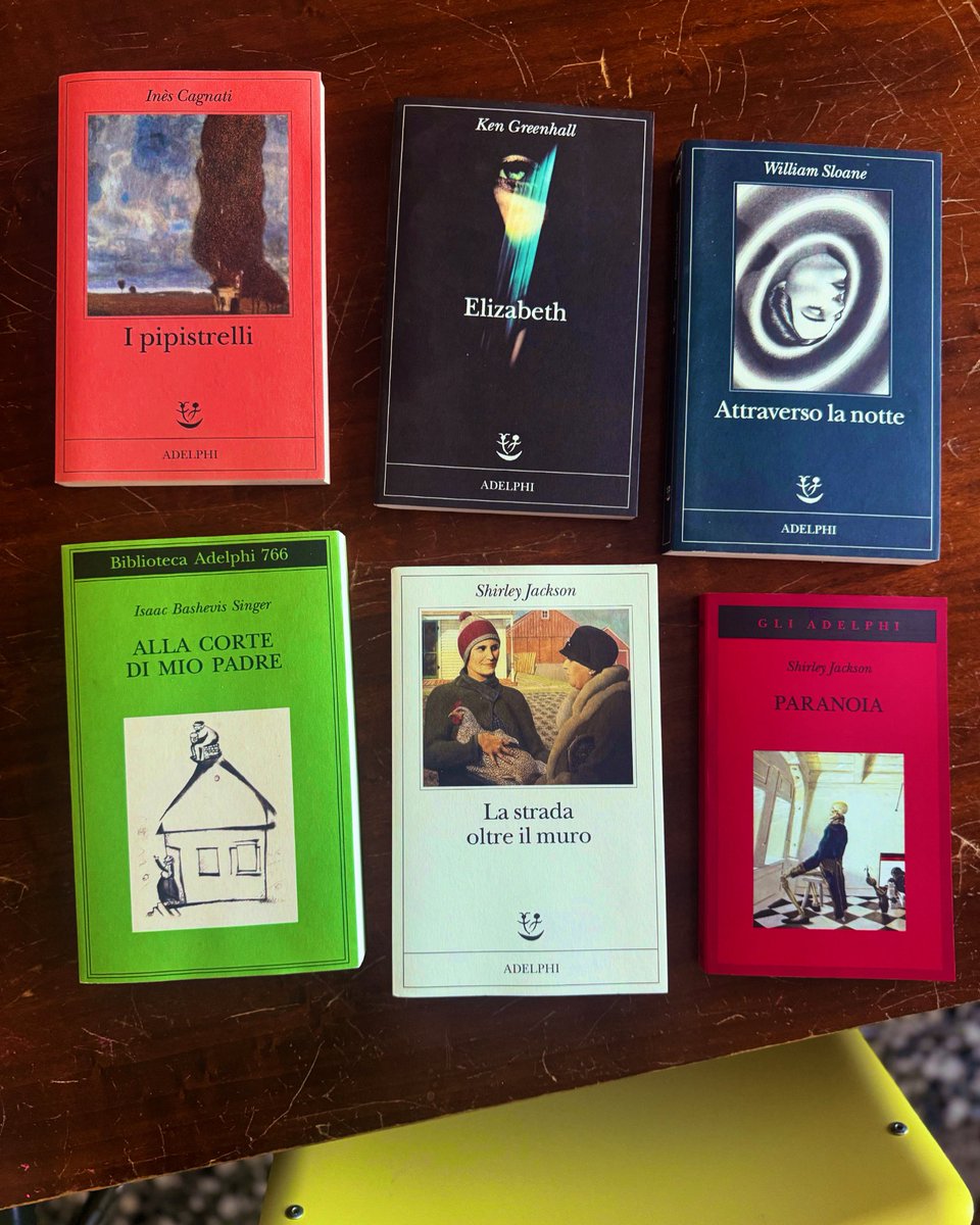 ladivoralibri's tweet photo. Posso consigliarvi qualche titolo @adelphiedizioni ? Io adesso sto leggendo la mia amata Shirley Jackson. La conoscete? Quali sono i suoi lavori che più vi sono piaciuti? Vi abbraccio tutti, tanto! 👻🎃📚❤️ https://t.co/7yr0CJE5W0