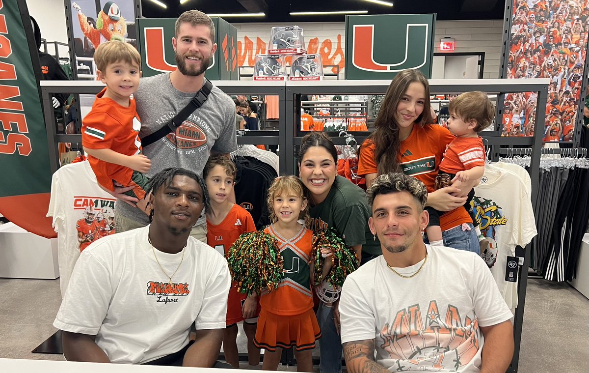 mrcaneslegend's tweet photo. The Hurricanes Team Store's  event was truly exceptional, and I would like to extend my gratitude to all the @CanesFootball fans who attended to show their admiration and love for Cam Ward and @XavierRestrepo1 remarkable season. #UFamily 🙌💪 https://t.co/1iU1NKTIbm