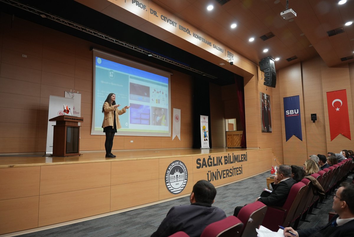 isggmmedya's tweet photo. Başvuruları değerlendirmek üzere Komisyon, Sağlık Bilimleri Üniversitesi Gülhane Külliyesi’nde bir araya geldi. #EuropeanWeek #Safteyandhealth #AvrupaİSGHaftası https://t.co/J0hgemTAhn